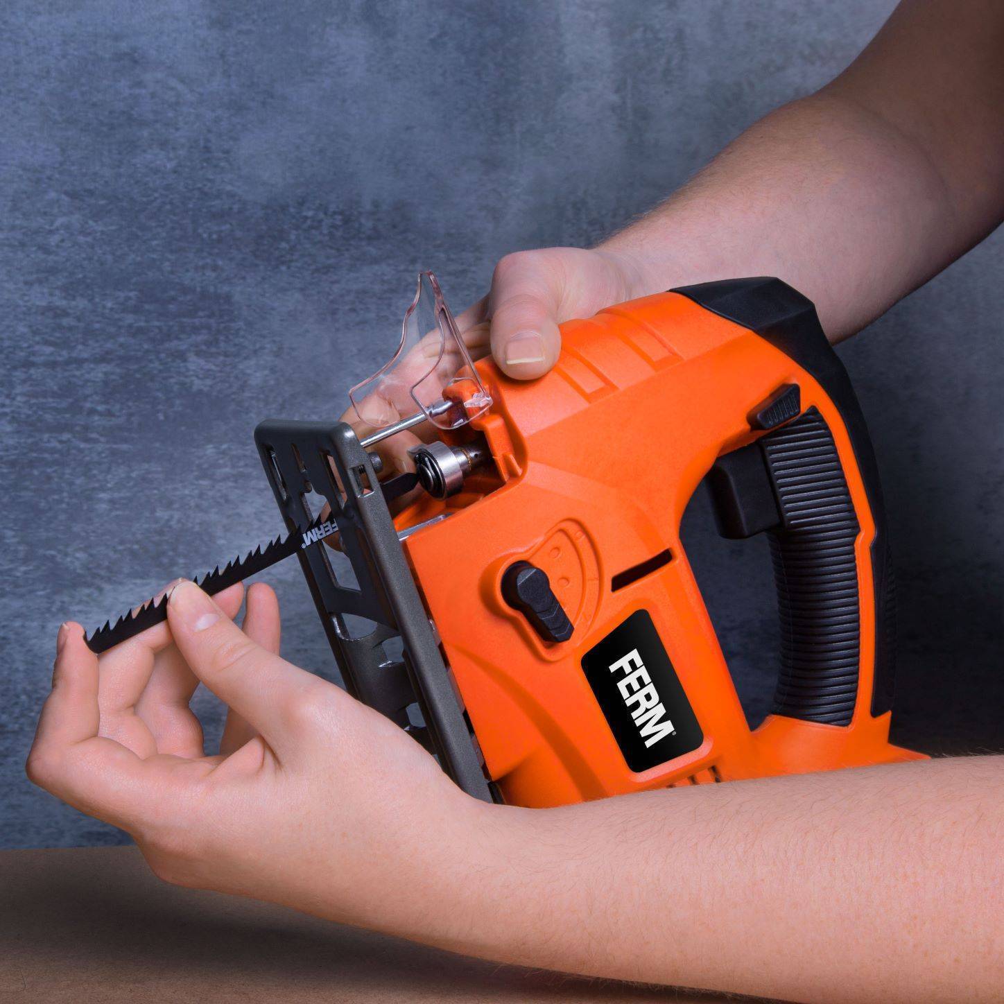 Лобзик электрический FERM JSM 600 Вт JSM