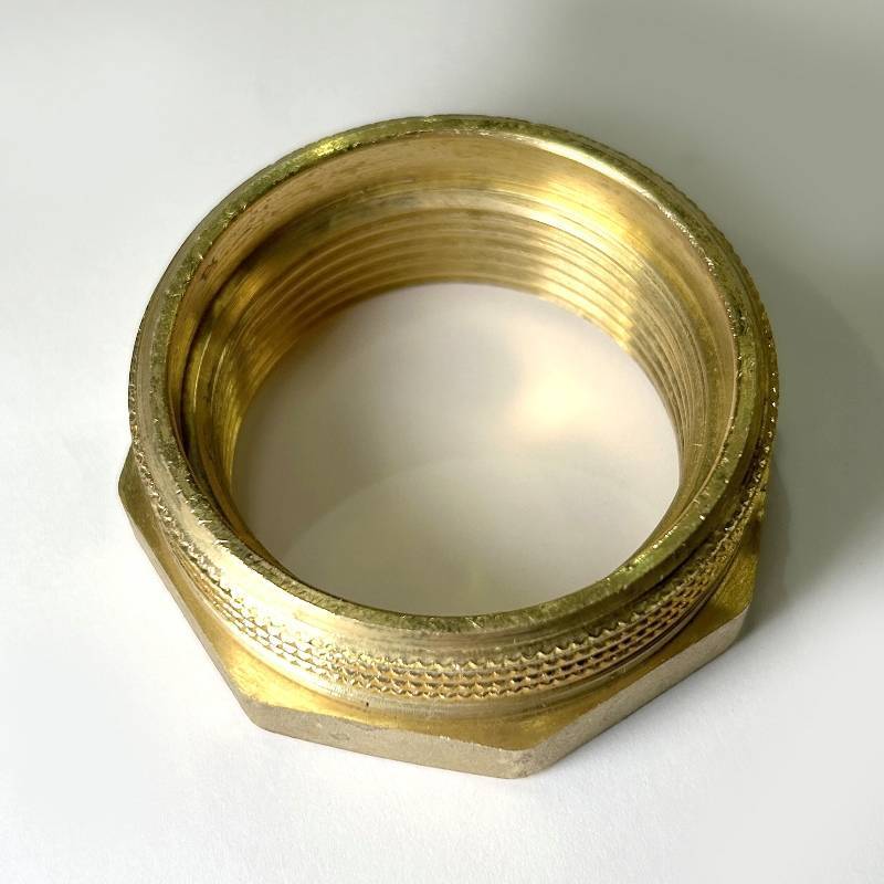 Футорка резьбовая LD 2 x 1 1/2 латунь LD.65.507.50х40