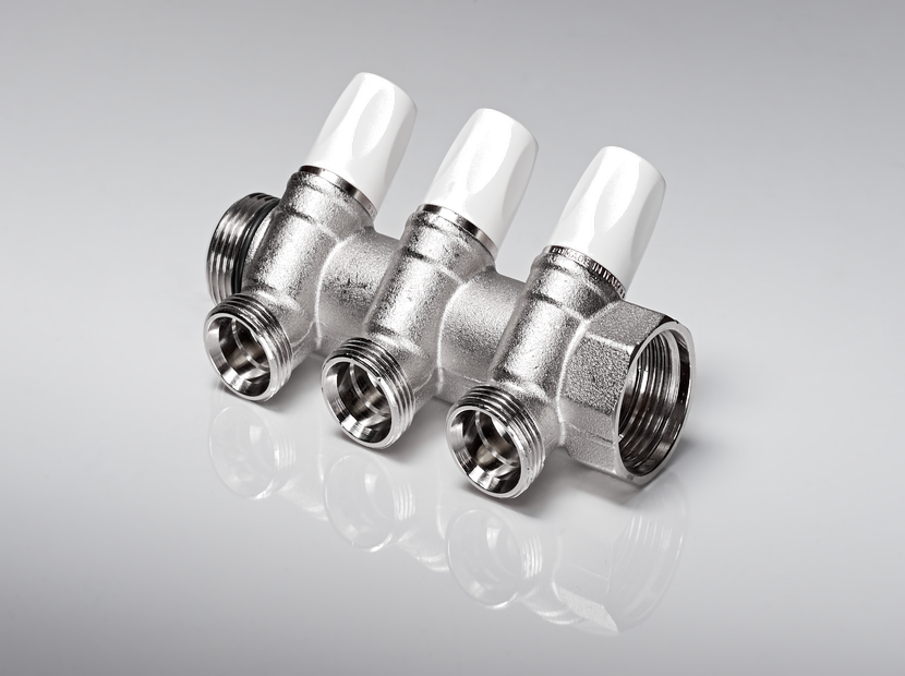 Коллектор латунный REHAU с регулирующими вентилями 1x3/4 3 выхода Евроконус 1245210