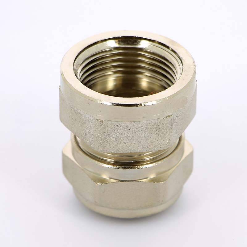 Муфта обжимная никелированная Uni-Fitt 20x3/4 ВР 661N7300