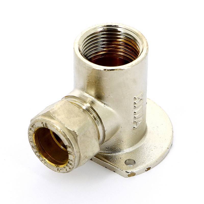 Водорозетка обжимная Tiemme 1106N 18x3/4 ВР никелированная 1100181