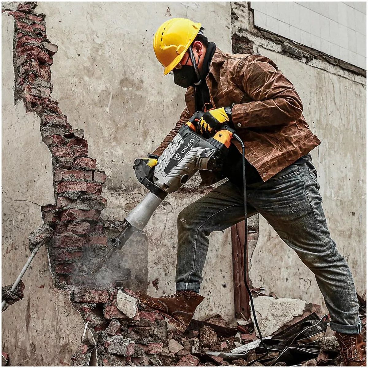 Отбойный молоток DEKO DKJH2050 2050 Вт 55 Дж в кейсе 063-4118