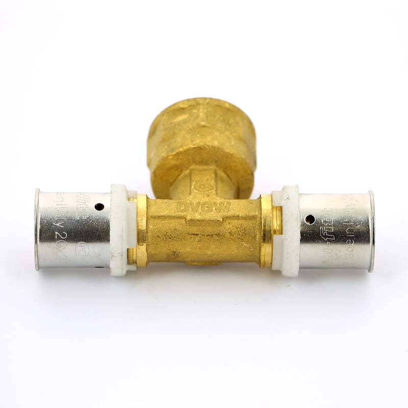 Тройник пресс Uni-Fitt 20х3/4х20 707G7370