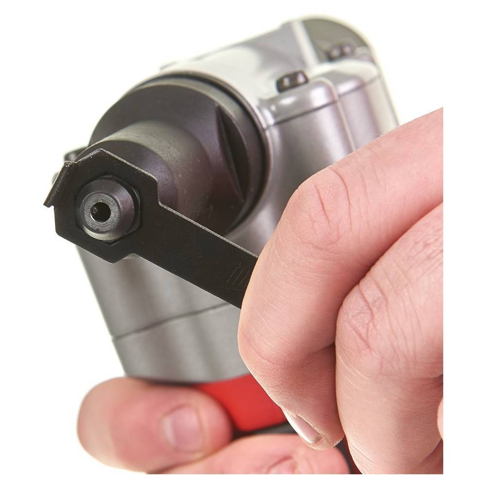 Заклепочник аккумуляторный Milwaukee M12 BPRT-201X 2.0 Ач кейс 4933464405