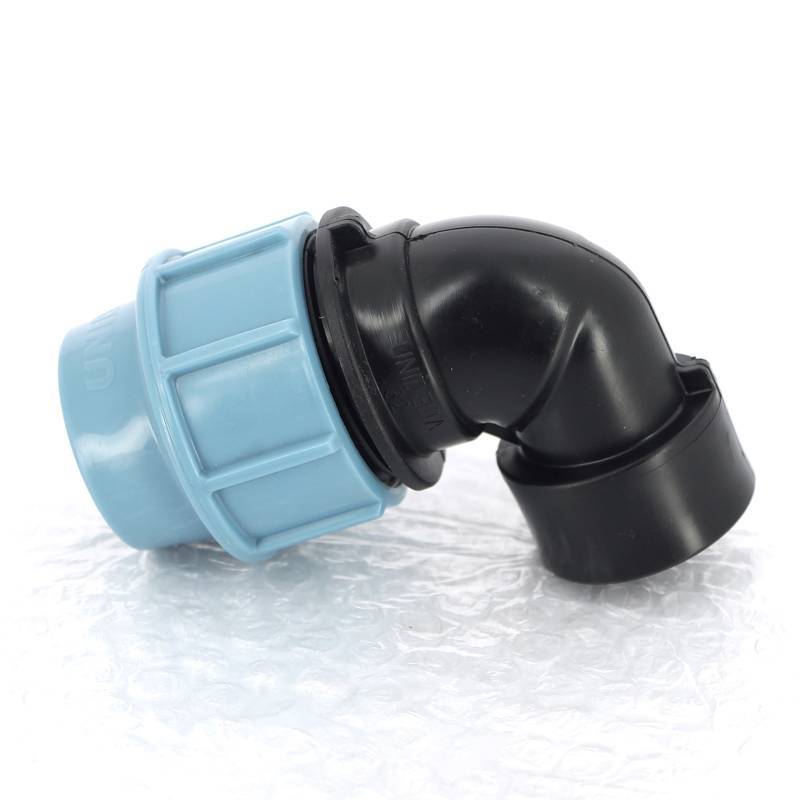 Угольник обжимной Unidelta Deltone 32х1 внутренняя резьба для ПНД труб 1009032004