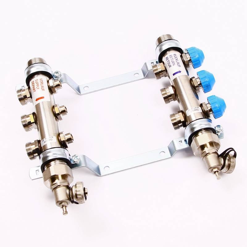 Коллекторная группа Uni-Fitt 1 x 3/4 3 выхода с балансировочными и термостатическими вентилями 456W4303