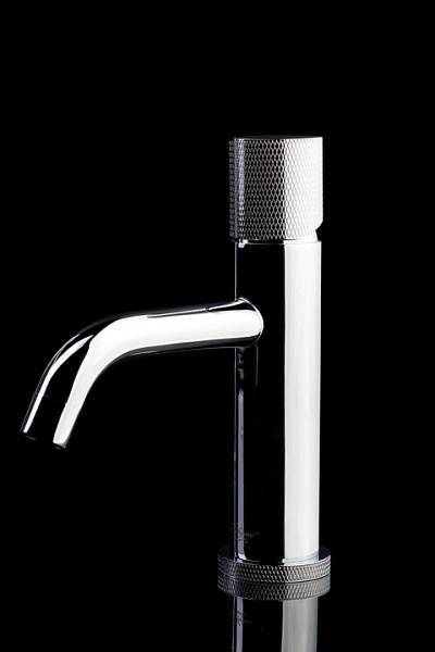 Смеситель для раковины высокий Boheme Stick Chrome Touch Chrome 122-CRCR.2