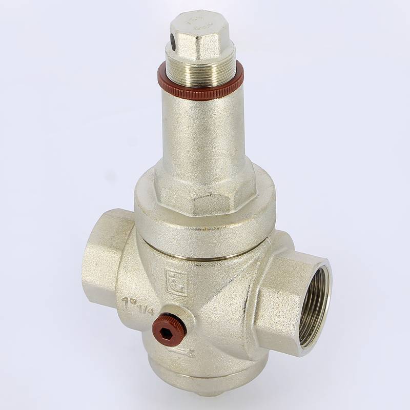 Редуктор давления Itap 143 1 1/4 ВВ с отверстием под аксиальный манометр 1430114