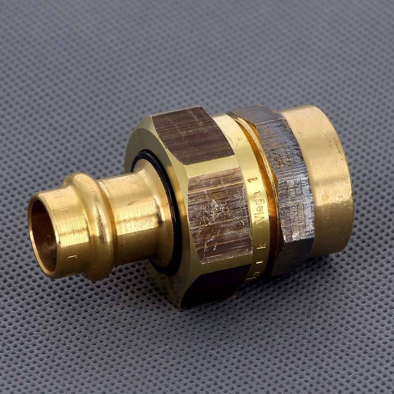 Муфта разъемная Viega Sanpress 15х3/4 пресс-В диэлектрическая 469467