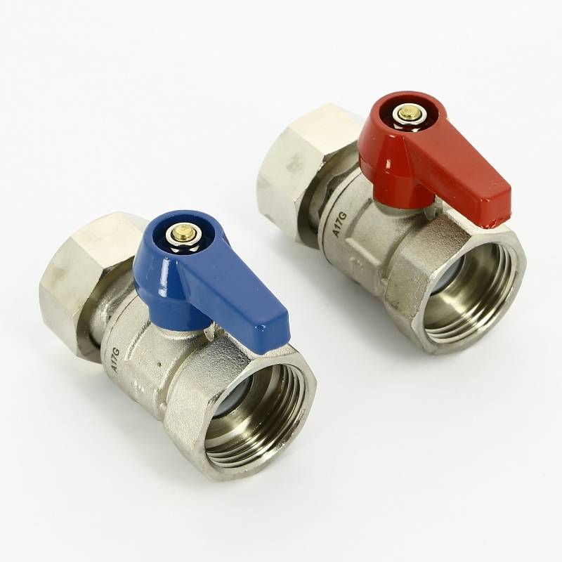 Комплект кранов шаровых UNI-FITT 1 дюйм с накидной гайкой 117KIT44