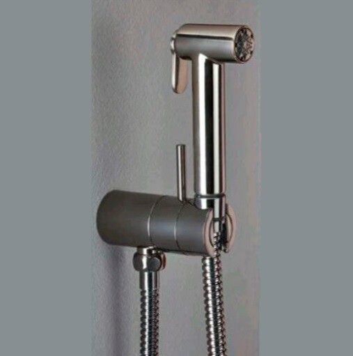 Гигиенический душ Nicolazzi Doccia с круглым смесителем Polished Brass 5523TOL