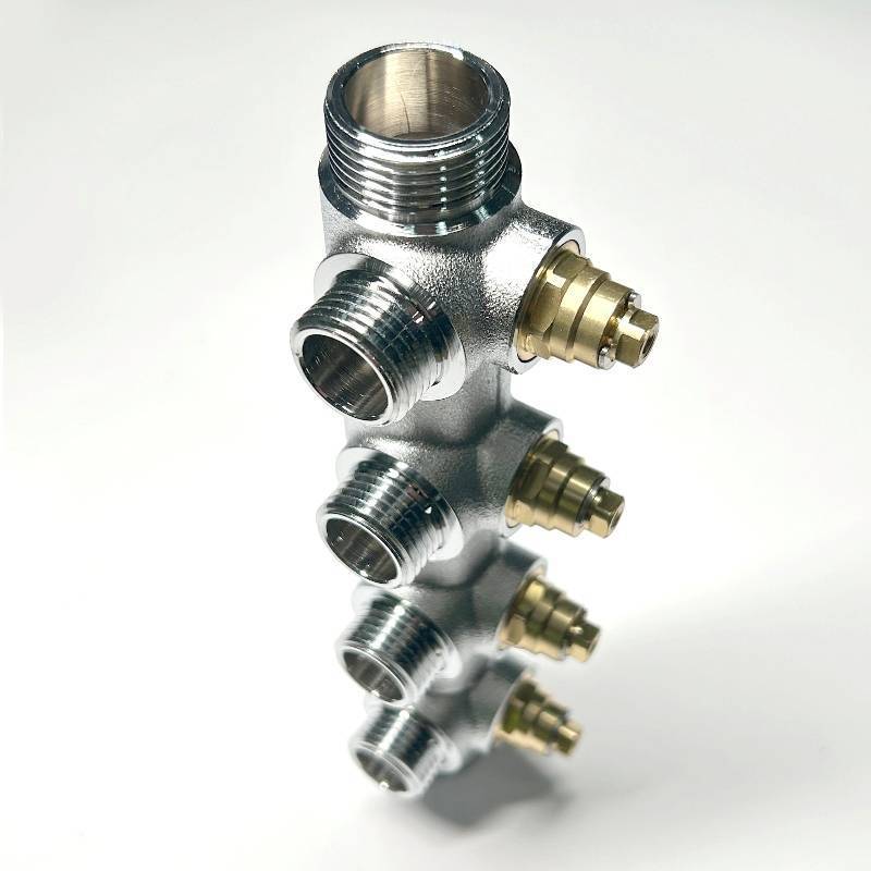 Коллектор распределительный Uni-Fitt 3/4 НВ 4 выхода 1/2 45 мм с вентилями под 90 градусов хромированный 414C3240