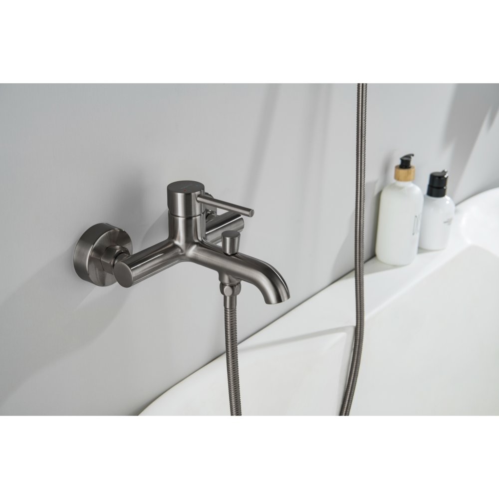 Смеситель для ванны Aquanet Европа с душевым набором 3jet оружейная сталь AQ1349BGM