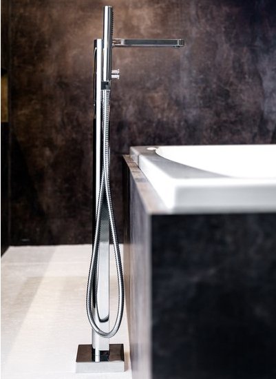 Смеситель напольный для ванны Ravak Chrome CR 080.00 X070101