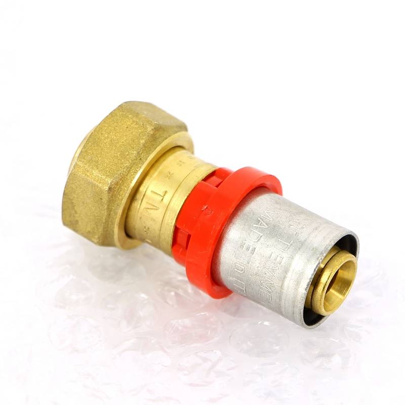 Муфта пресс-В Tiemme с накидной гайкой 16x1/2 1650141