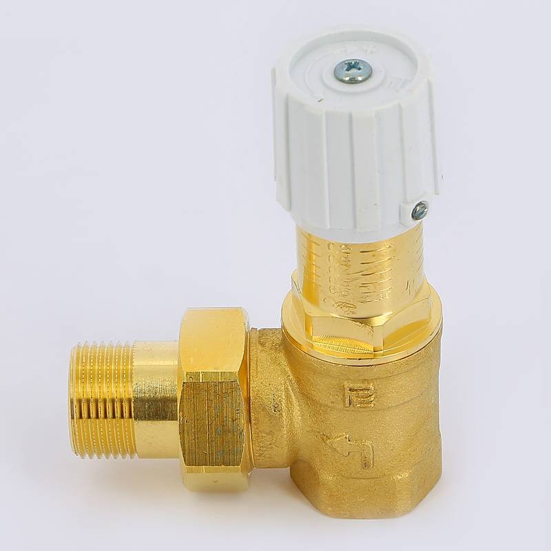 Клапан перепускной Emmeti угловой НВ 3/4 с разъемным соединением 01406040