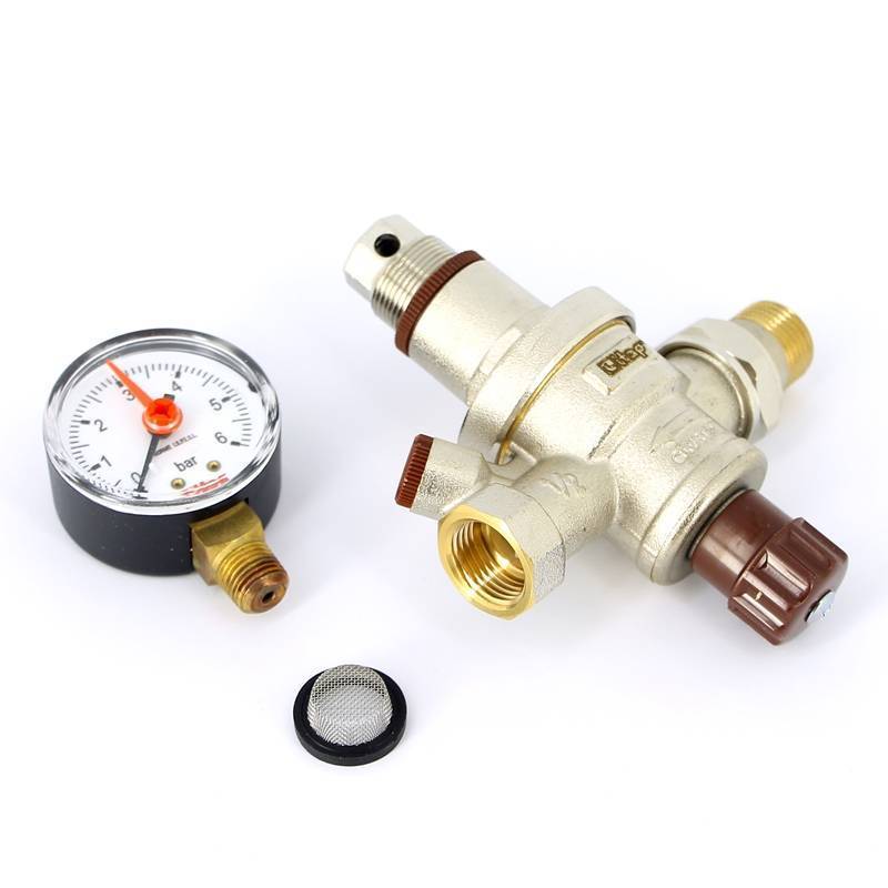 Клапан подпиточный Itap 146 1/2 с манометром и разъемным соединением 146 1/2