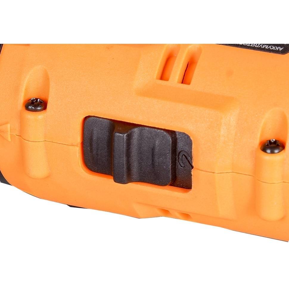 Аккумуляторная дрель-шуруповерт Вихрь ДА-14Л-2КА 14.4 В 1.5 Ач 2 АКБ кейс ДА-14Л-2КА