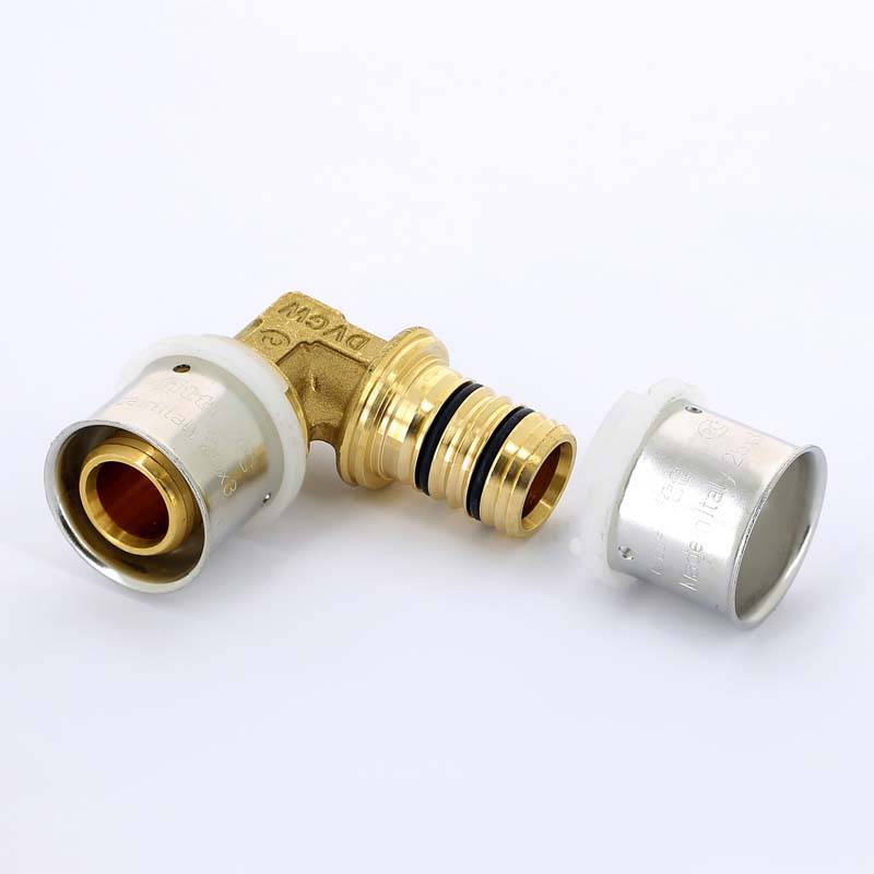 Угол пресс Uni-Fitt 26 мм 703G8800