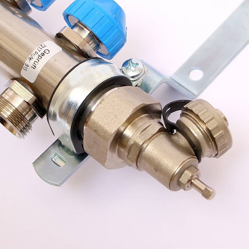 Коллекторная группа Uni-Fitt 1 x 3/4 4 выхода с расходомерами и термостатическими вентилями 455W4304