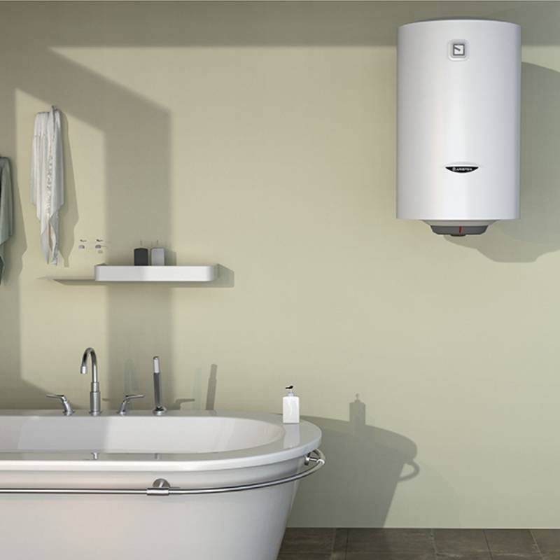 Водонагреватель электрический накопительный Ariston PRO1 R ABS 30 V SLIM 3700580