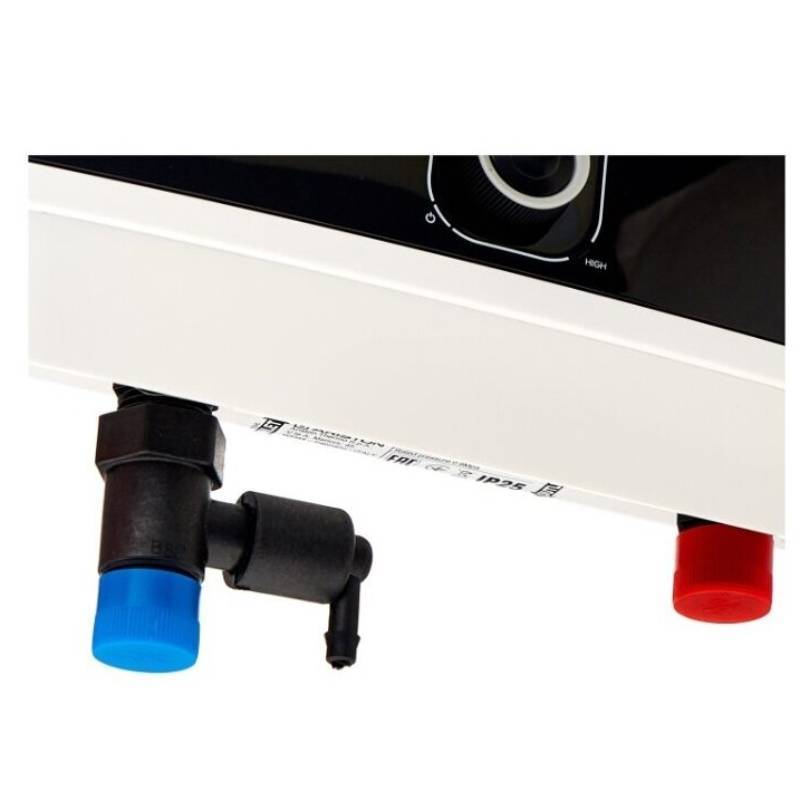 Водонагреватель электрический проточный Ariston AURES SM 7.7 кВт 3520025