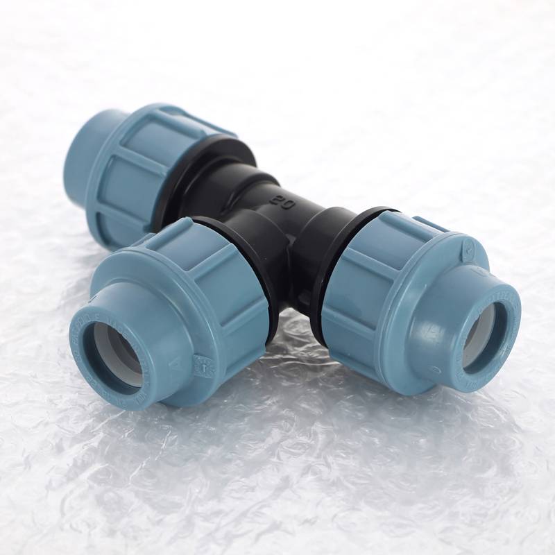 Тройник обжимной для ПНД труб Unidelta 20 мм 1005020000