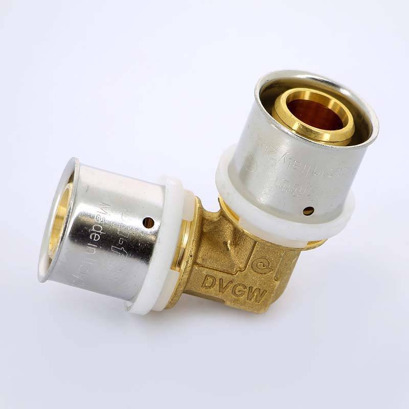 Угол пресс Uni-Fitt 26 мм 703G8800