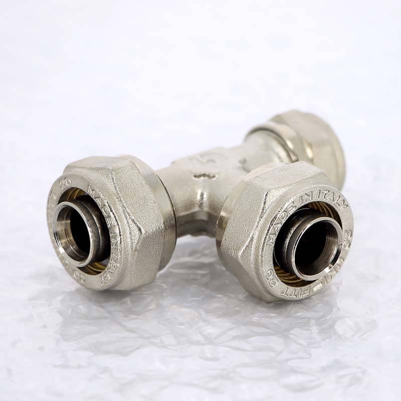 Тройник обжимной никелированный Uni-Fitt 20х16х20 мм 666N7670