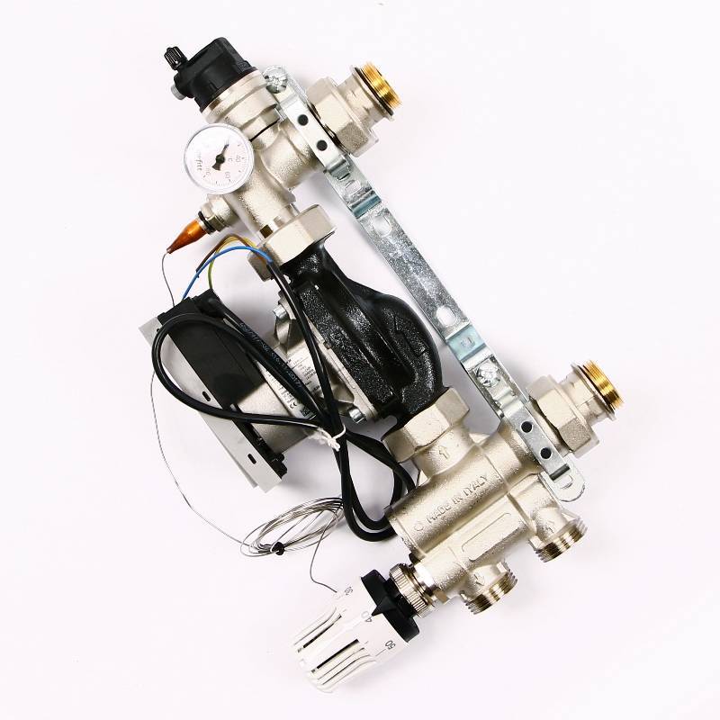 Насосно-смесительная группа Uni-Fitt SOLOMIX 1 с насосом Wilo PARA RS 25/6-130 471E1200