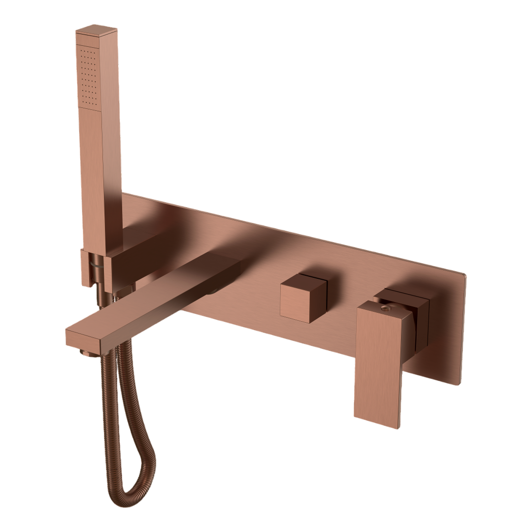 Смеситель для ванны встраиваемый Boheme Qubic 2 потребителя излив 18.8 см с внутренней частью бронза брашированная 474-2-BRB