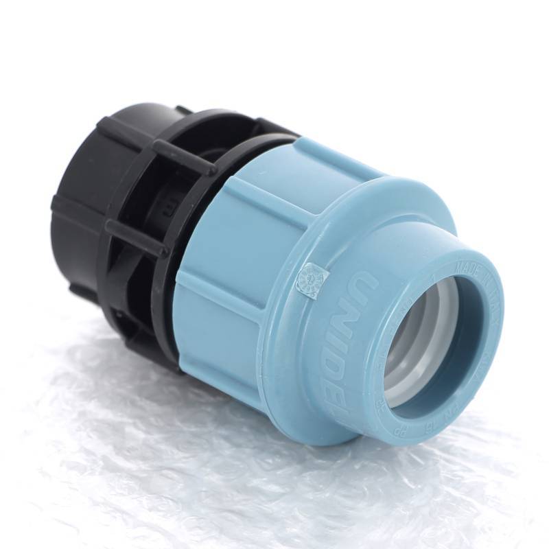 Муфта обжимная Unidelta для труб ПНД с внутренней резьбой 32х1 1004032004