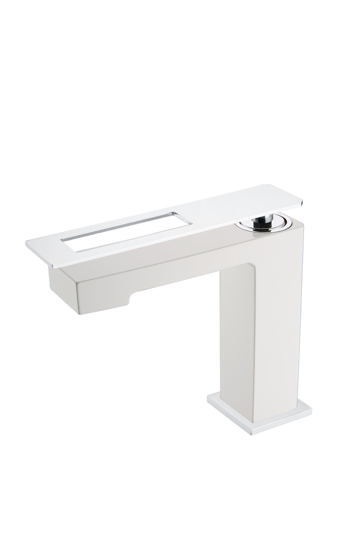 Смеситель для раковины Boheme Q белый/хром 141-WCR