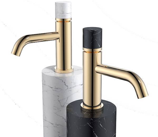 Смеситель для раковины Boheme Stick золото/черный 121-G-MR-BLACK