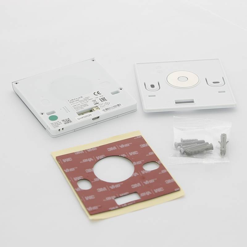 Термостат комнатный SALUS Quantum SQ610RF беспроводной программируемый белый SQ610RF