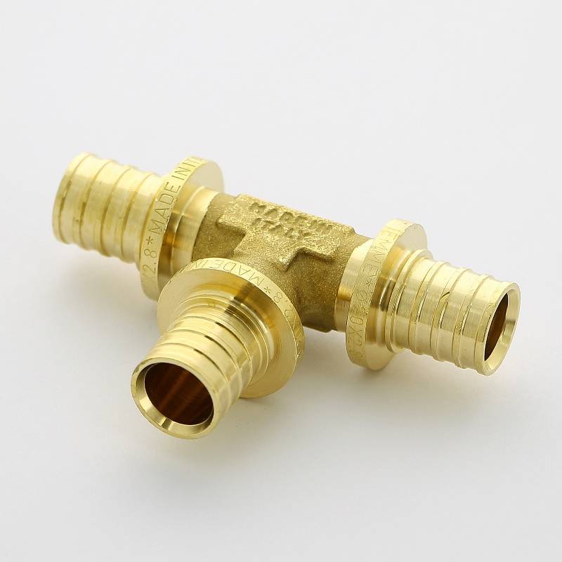 Тройник аксиальный Uni-Fitt 20 мм латунь 746G7770