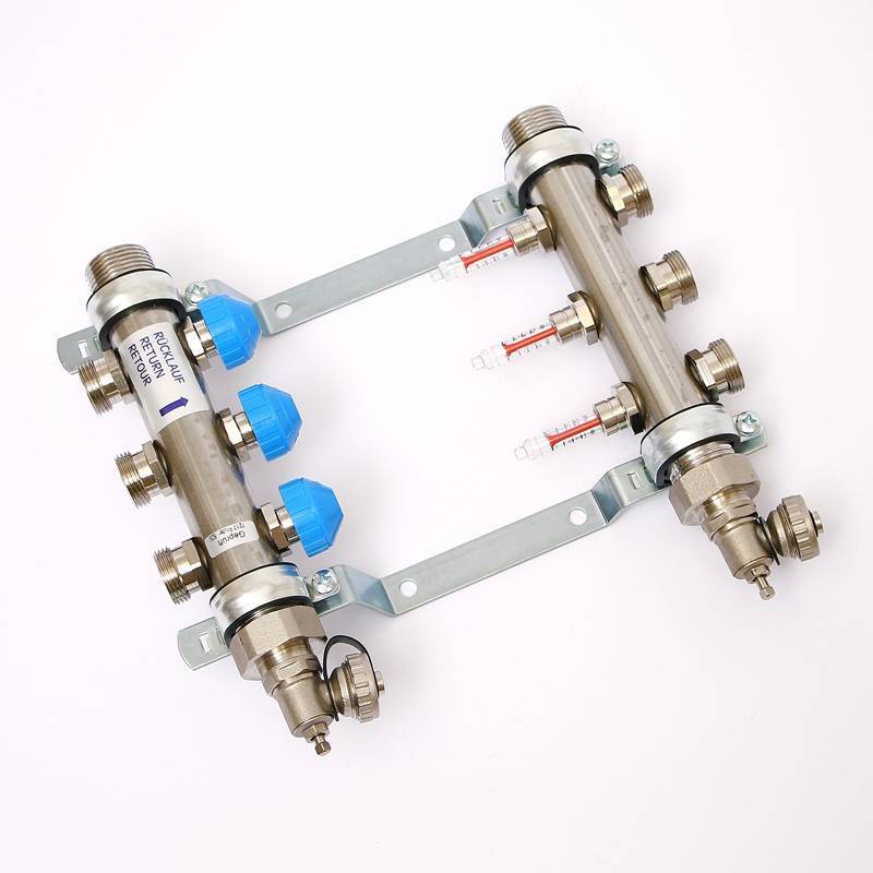 Коллекторная группа Uni-Fitt 1 x 3/4 3 выхода с расходомерами и термостатическими вентилями 455W4303