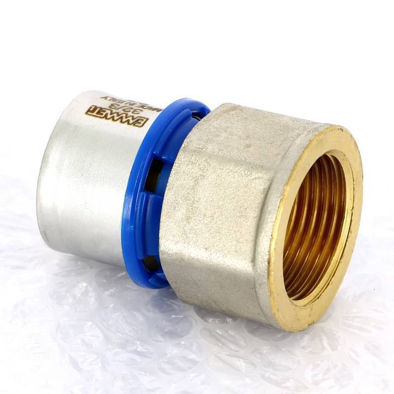 Муфта пресс-В Emmeti 16 мм x 1/2 28101454