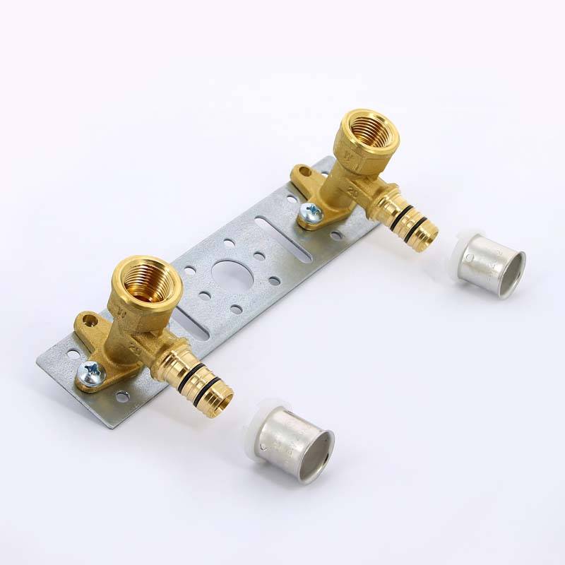 Водорозетка пресс-В двойная на планке Uni-Fitt 20х1/2 712G7200