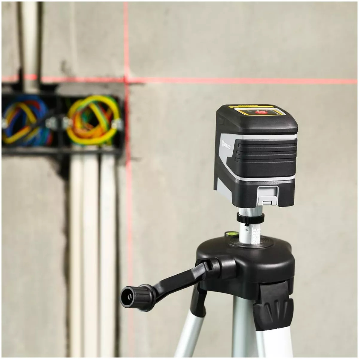 Нивелир лазерный DEKO DKLL11 SET 2 со штативом 065-0224