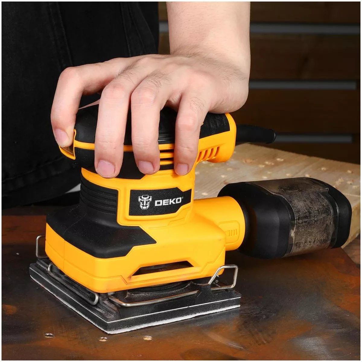 Вибрационная шлифмашина DEKO DKS400