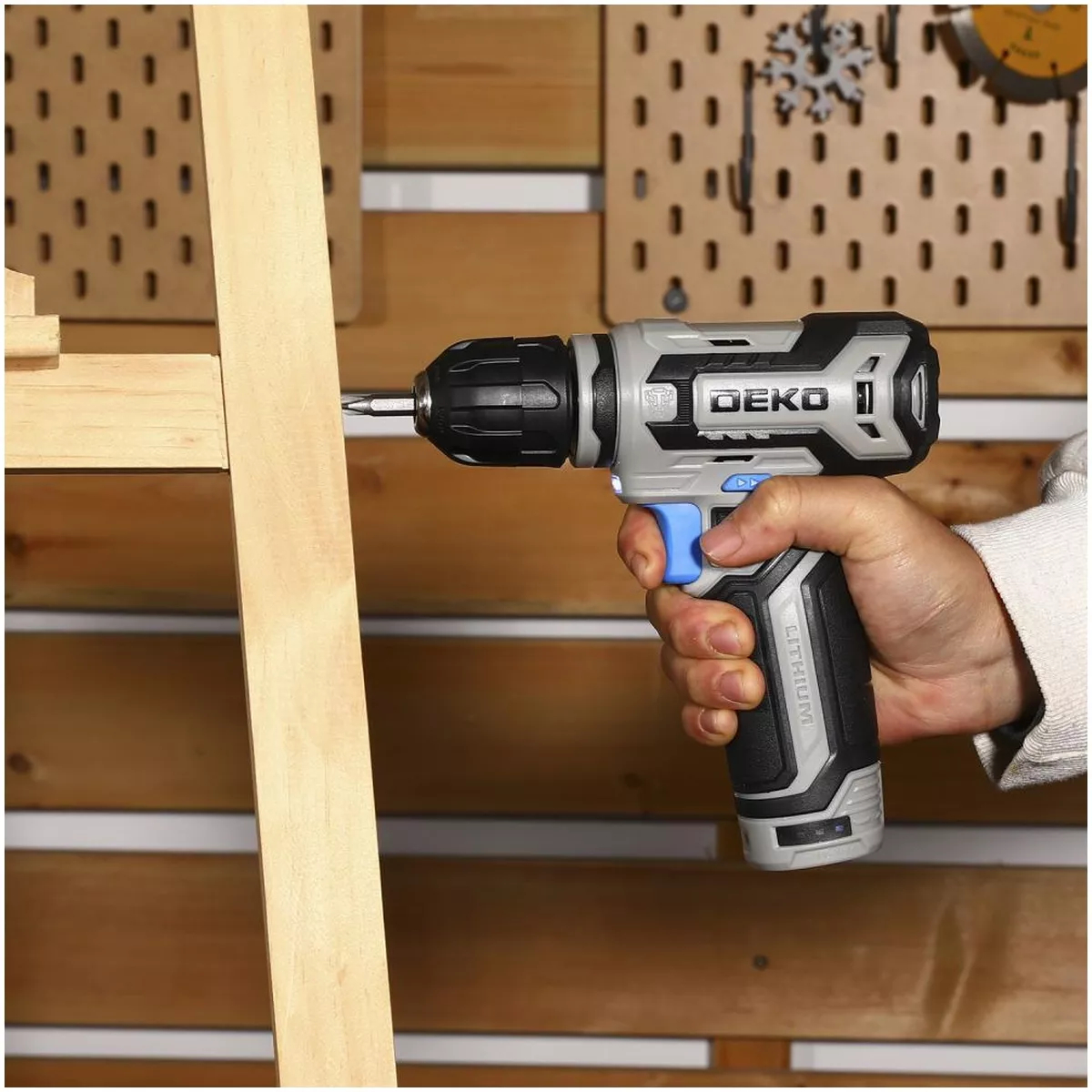 Дрель-шуруповерт аккумуляторная DEKO ZKCD12FU-Li 12 В 1x1.5 Ач 063-4114