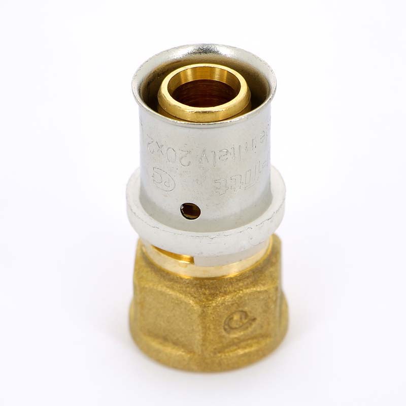 Муфта пресс с внутренней резьбой Uni-Fitt 20x1/2 701G7200