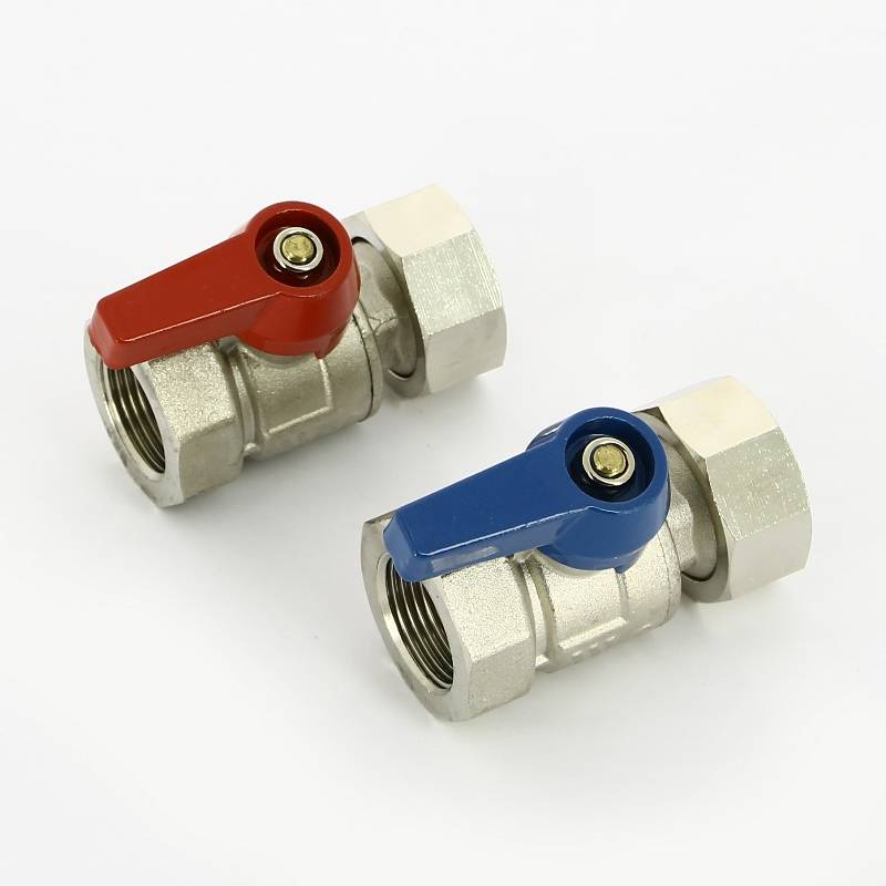 Комплект кранов шаровых UNI-FITT 1x3/4 дюйма с накидной гайкой 117KIT34