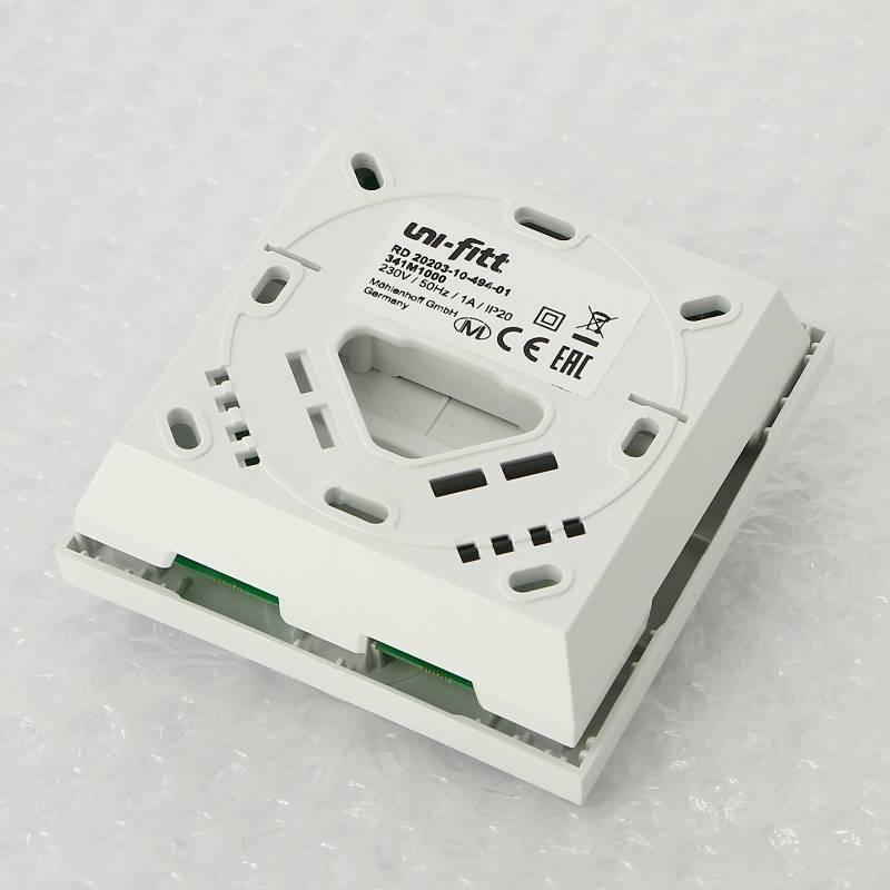 Термостат комнатный электронный Uni-Fitt НЗ с дисплеем проводной 341M1000