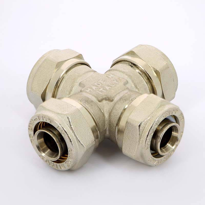 Крестовина обжимная никелированная Uni-Fitt 20 мм 676N7777