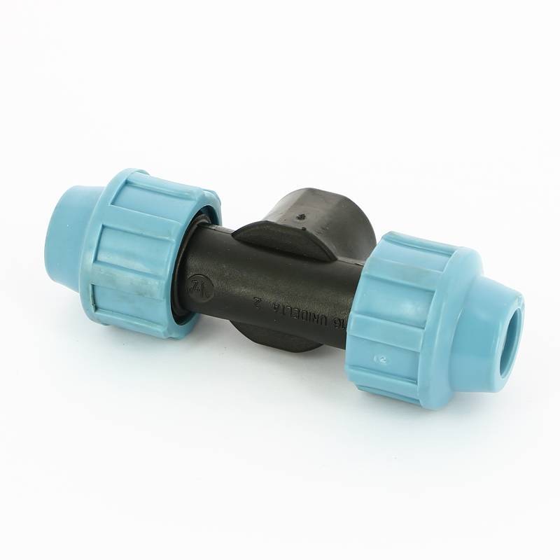 Тройник обжимной с внутренней резьбой Unidelta 16х1/2 для ПНД 1007016002