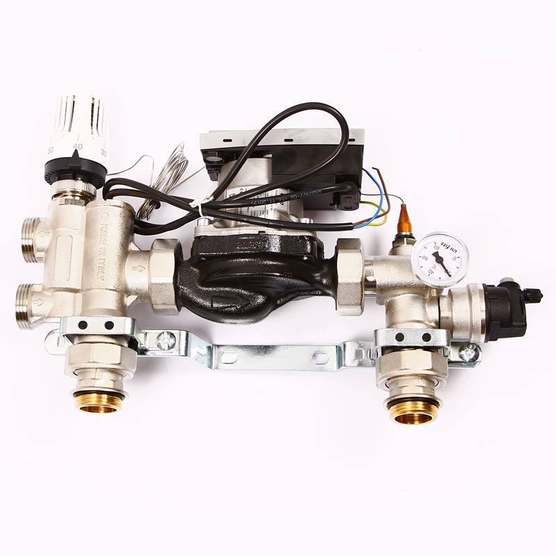 Насосно-смесительная группа Uni-Fitt SOLOMIX 1 с насосом Wilo PARA RS 25/6-130 471E1200