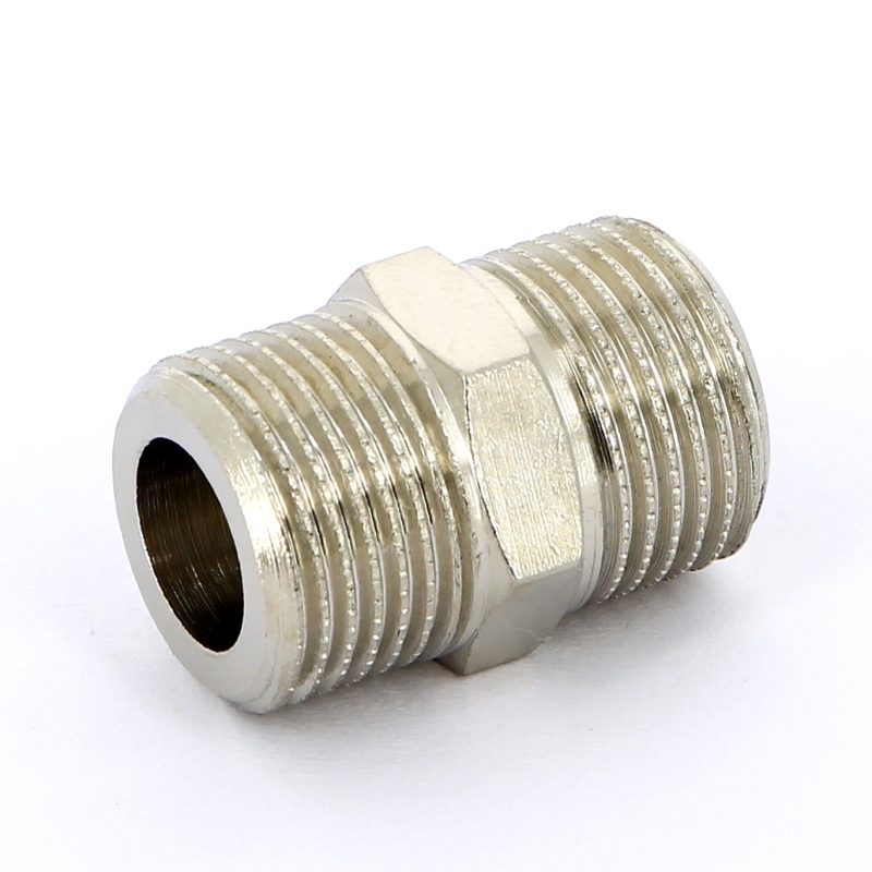 Ниппель 3/8, никелированный