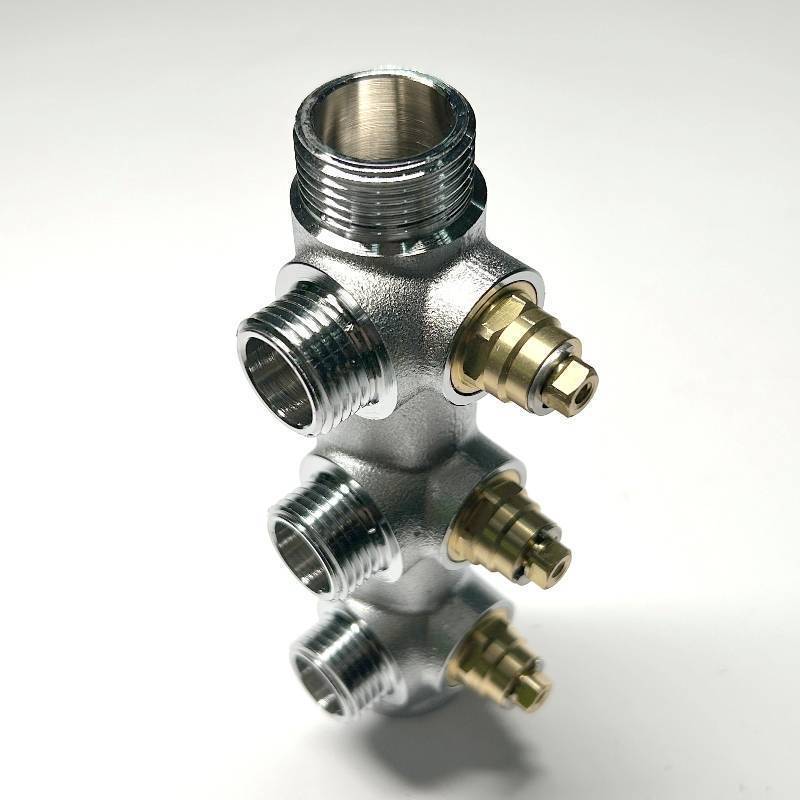 Коллектор распределительный Uni-Fitt 3/4 НВ 3 выхода 1/2 45 мм с вентилями под 90 градусов хромированный 414C3230